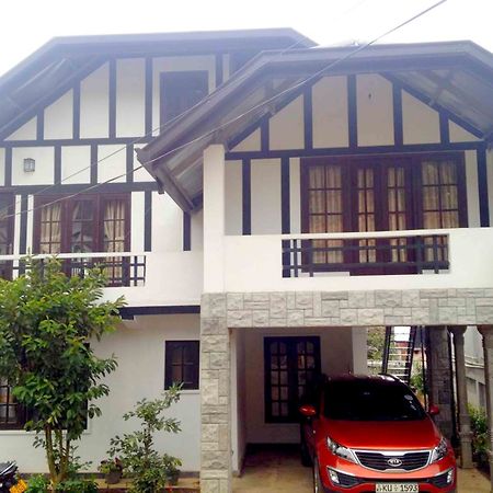 Nuwara Eliya Homestay Ngoại thất bức ảnh
